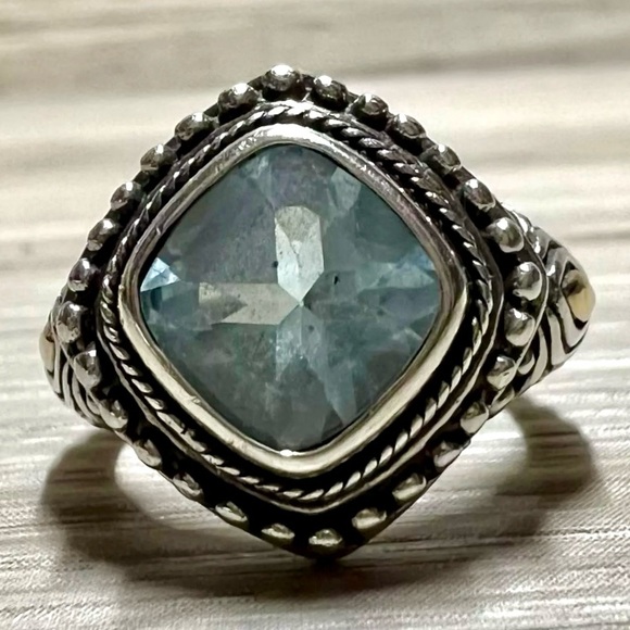 Vintage Designer (M ID) Sterling Silver & Gold Accented Blue Topaz Ring - Picture 2 of 11